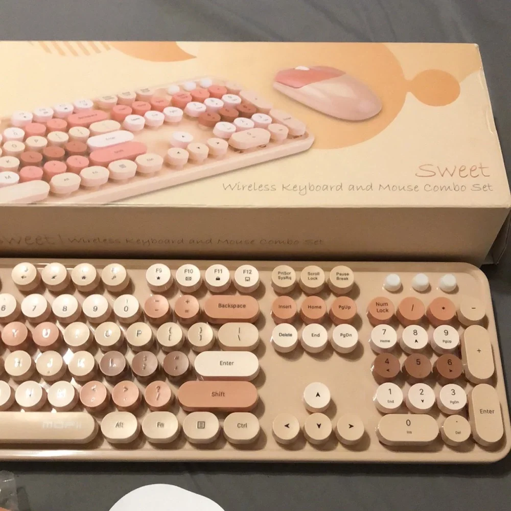 MOFII Wireless Keyboard and Mouse Combo
